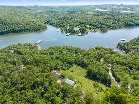 View/Area - 1052 Broken Arrow Estates Rd, Lampe, MO 65681 photo 7 of 9