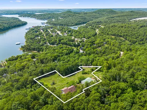 View/Area - 1052 Broken Arrow Estates Rd, Lampe, MO 65681 photo 2 of 9