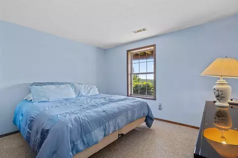 Bedroom - 1052 Broken Arrow Estates Rd, Lampe, MO 65681 photo 4 of 4
