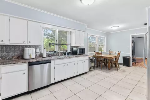 Kitchen - 730 W Sylvania St, Springfield, MO 65807 photo 1 of 3