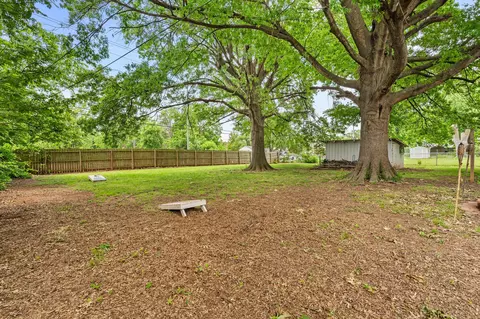 Exterior - 730 W Sylvania St, Springfield, MO 65807 photo 9 of 12