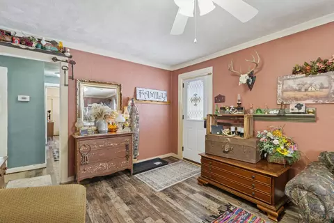 Entry Way - 103 Mitchell St, Greenfield, MO 65661 photo 1 of 3