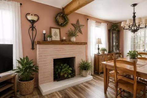 Dining - 103 Mitchell St, Greenfield, MO 65661 photo 2 of 2