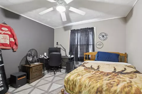 Bedroom - 103 Mitchell St, Greenfield, MO 65661 photo 3 of 4