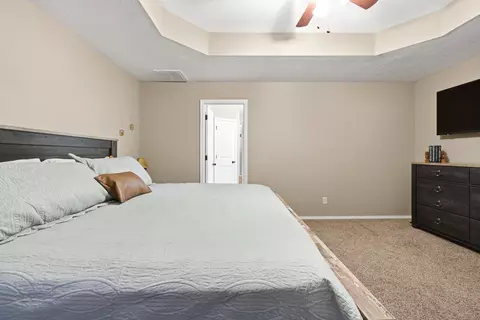 Bedroom - 276 E Garnet Dr, Republic, MO 65738 photo 2 of 3