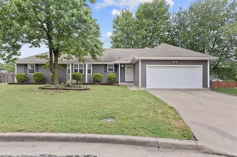 1418 Marzelle Ct, Joplin, MO 64801