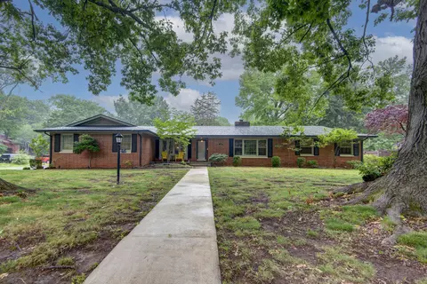 2739 S Marlan Ave, Springfield, MO 65804