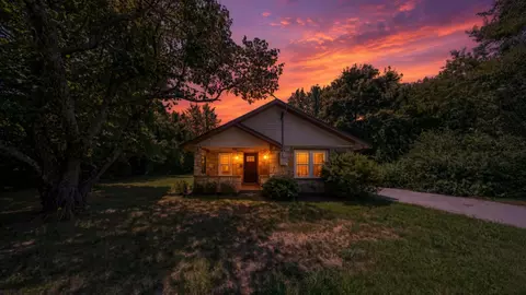 5352 Us 160, Theodosia, MO 65761