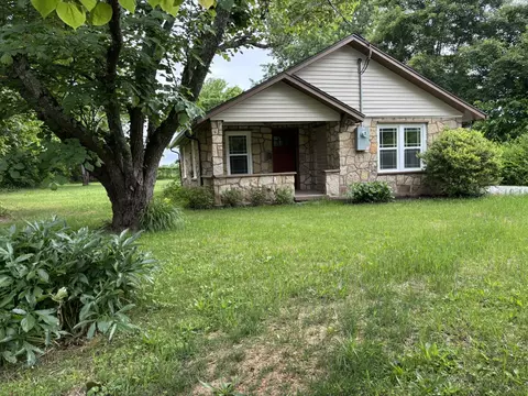 5352 Us 160, Theodosia, MO 65761