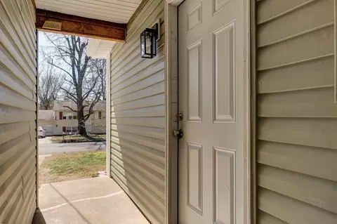 Exterior - 1017 E Mcclernon St, Springfield, MO 65803 photo 5 of 5