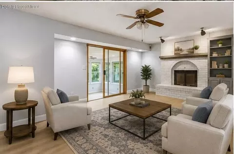 Living - 3317 S Benton Ave, Springfield, MO 65807 photo 3 of 7