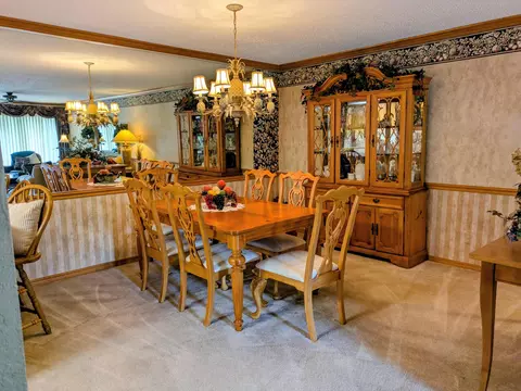 Dining - 150 Sunken Forest Drive B3-129, Forsyth, MO 65653 photo 1 of 4
