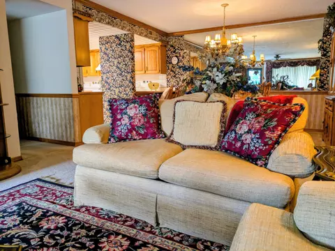 Living - 150 Sunken Forest Drive B3-129, Forsyth, MO 65653 photo 4 of 8