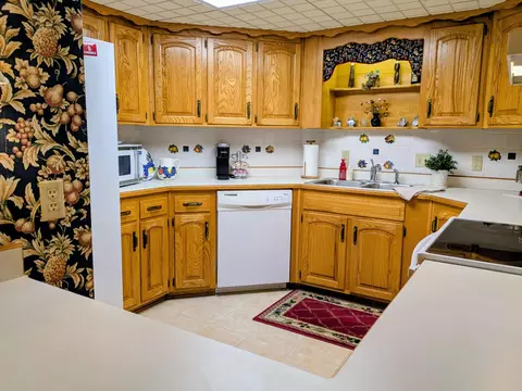 Kitchen - 150 Sunken Forest Drive B3-129, Forsyth, MO 65653 photo 7 of 7