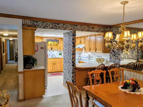 Dining - 150 Sunken Forest Drive B3-129, Forsyth, MO 65653 photo 2 of 4