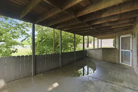 Exterior - 1703 N Gregory Dr, Nixa, MO 65714 photo 6 of 13