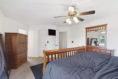 Bedroom - 1703 N Gregory Dr, Nixa, MO 65714 photo 2 of 6