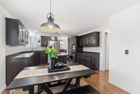 Kitchen - 1703 N Gregory Dr, Nixa, MO 65714 photo 3 of 4