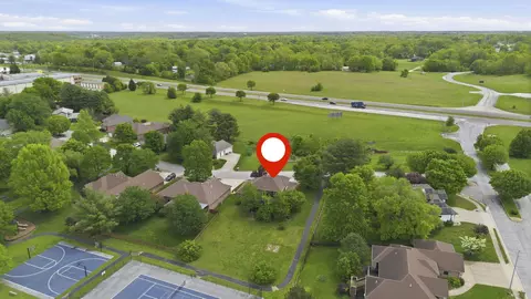View/Area - 1703 N Gregory Dr, Nixa, MO 65714 photo 2 of 13