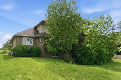 Exterior - 1703 N Gregory Dr, Nixa, MO 65714 photo 7 of 13