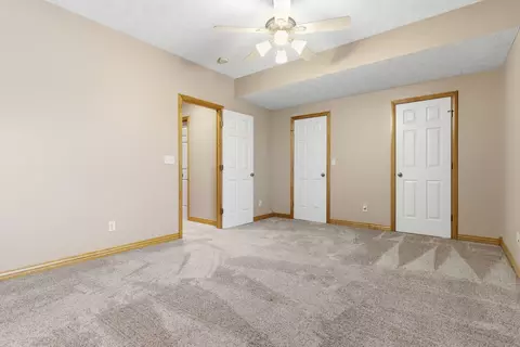 Bedroom - 5277 S Whitmore Ave, Springfield, MO 65810 photo 2 of 7