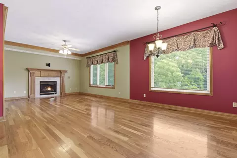 Living - 5277 S Whitmore Ave, Springfield, MO 65810 photo 5 of 9