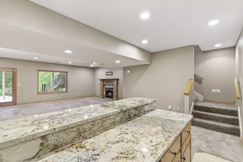 Living - 5277 S Whitmore Ave, Springfield, MO 65810 photo 8 of 9