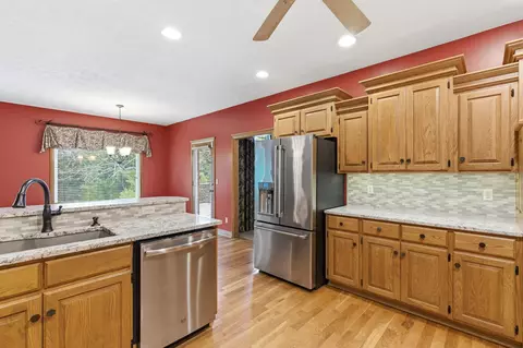 Kitchen - 5277 S Whitmore Ave, Springfield, MO 65810 photo 1 of 3