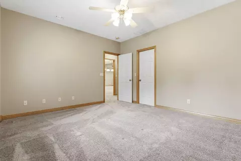 Bedroom - 5277 S Whitmore Ave, Springfield, MO 65810 photo 3 of 7