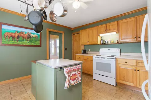 Kitchen - 2886 County Road 382, Dora, MO 65637 photo 3 of 3