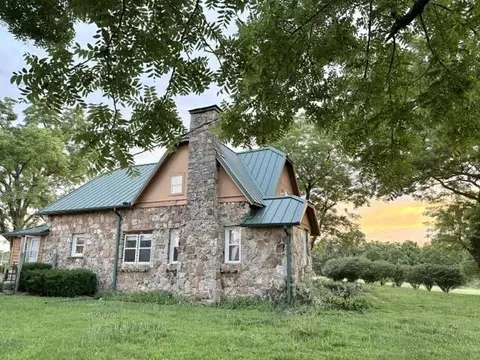 Exterior - 2886 County Road 382, Dora, MO 65637 photo 14 of 18