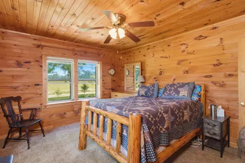 Bedroom - 2886 County Road 382, Dora, MO 65637 photo 3 of 7