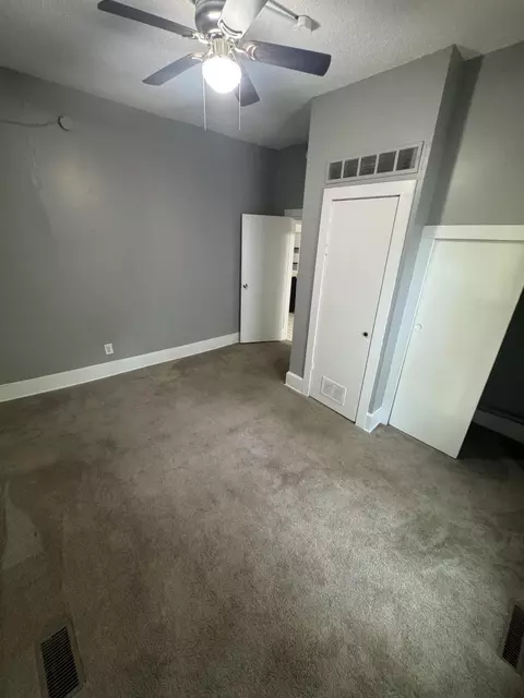 Bedroom - 2007 N Travis Ave, Springfield, MO 65803 photo 4 of 6