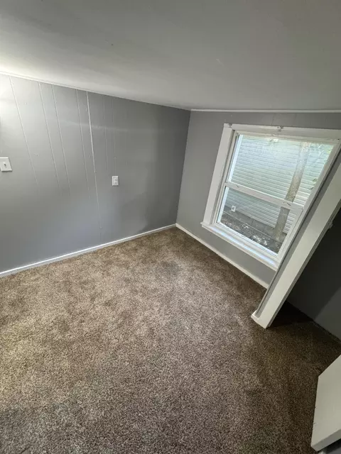 Bedroom - 2007 N Travis Ave, Springfield, MO 65803 photo 6 of 6