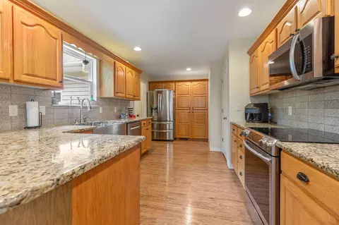 Kitchen - 158 Spring Ln, Branson, MO 65616 photo 2 of 3