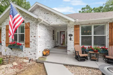 Exterior - 158 Spring Ln, Branson, MO 65616 photo 7 of 13