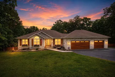 Exterior - 158 Spring Ln, Branson, MO 65616 photo 2 of 13