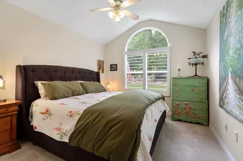 Bedroom - 158 Spring Ln, Branson, MO 65616 photo 2 of 4