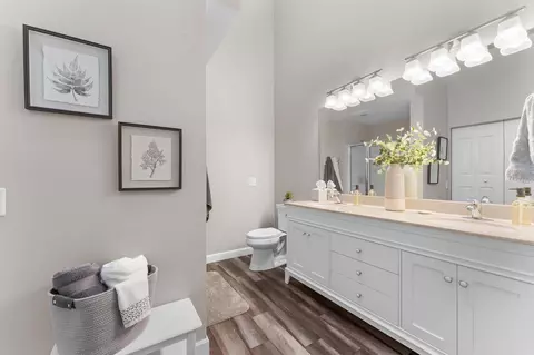 Bath - 21945 Lindsey Ln, Shell Knob, MO 65747 photo 1 of 3