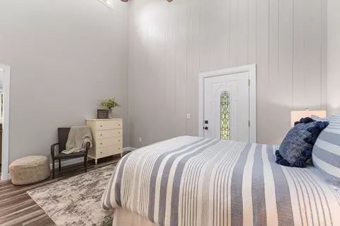 Bedroom - 21945 Lindsey Ln, Shell Knob, MO 65747 photo 2 of 4