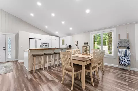 Dining - 21945 Lindsey Ln, Shell Knob, MO 65747 photo 1 of 1