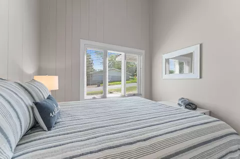 Bedroom - 21945 Lindsey Ln, Shell Knob, MO 65747 photo 4 of 4