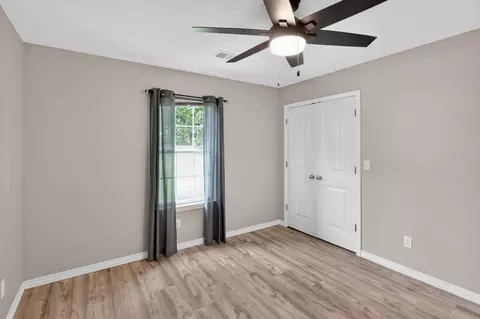 Bedroom - 145 Mccann Rd, Powersite, MO 65731 photo 2 of 5