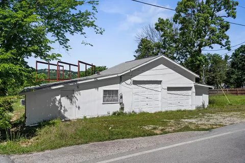 410 Tablerock Cir, Branson, MO 65616