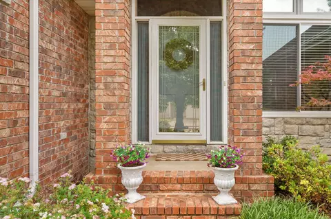 3306 S Linden Ave, Springfield, MO 65804 photo 3