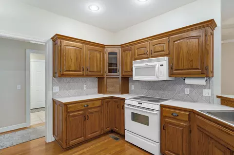 3306 S Linden Ave, Springfield, MO 65804 photo 13