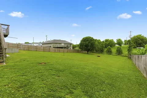 Exterior - 312 Cinnamon Ct, Sparta, MO 65753 photo 6 of 7