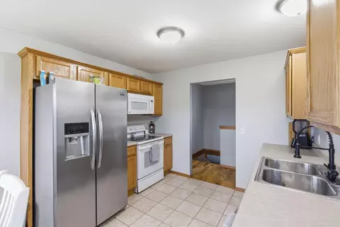 Kitchen - 312 Cinnamon Ct, Sparta, MO 65753 photo 2 of 3