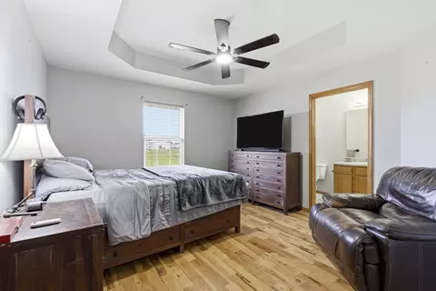 Bedroom - 312 Cinnamon Ct, Sparta, MO 65753 photo 2 of 3