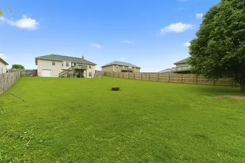Exterior - 312 Cinnamon Ct, Sparta, MO 65753 photo 2 of 7